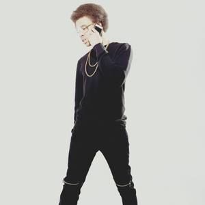 Meet your Posher, Bobby